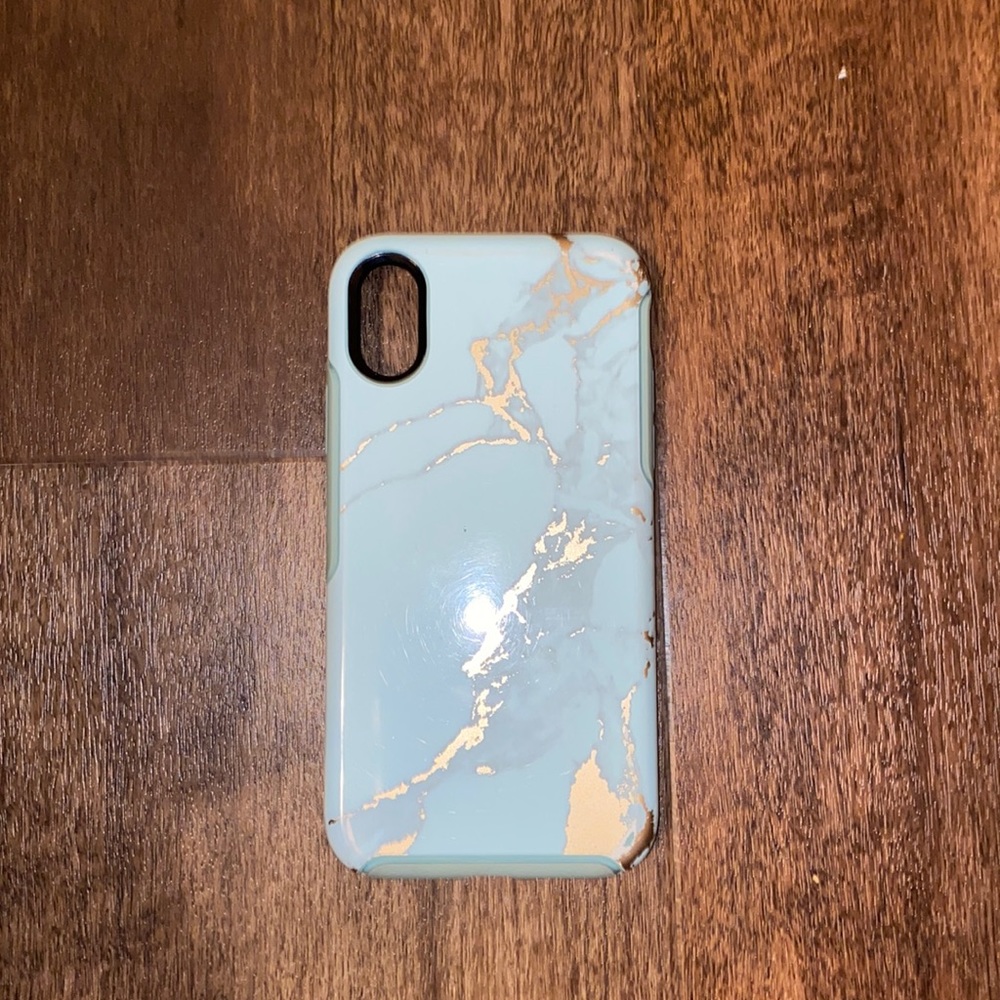 IPhone XS otter box case